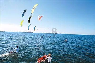 穿越岩溶段 瓦斯段 居民区……渝湘高铁杨柳村隧道顺利贯通