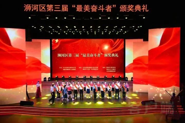 这波反向操作真暖！江西“小金豆”请“尔滨”大增哥回家吃客家菜