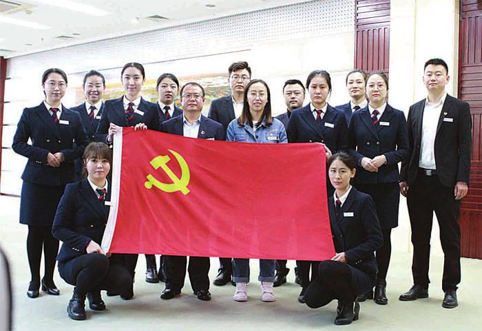 省政协委员郑晓城：搭建沟通平台助企出口产品