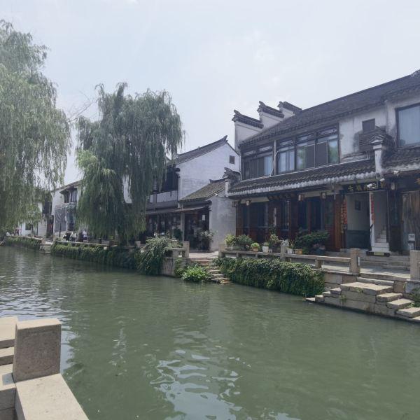 直播时像“盛宴”，买回来像“剩饭”。官方通报:对当事人罚款25万元